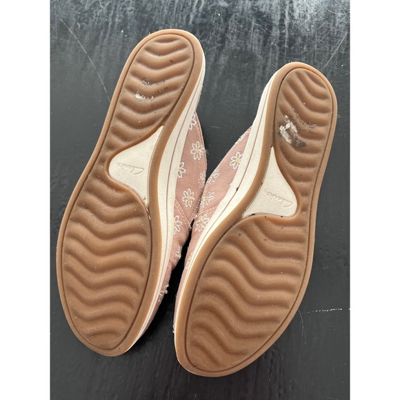 Clarks Cloudsteppers Breeze Shore mules taupe canvas & white daisy pattern US 8 - Picture 8 of 9